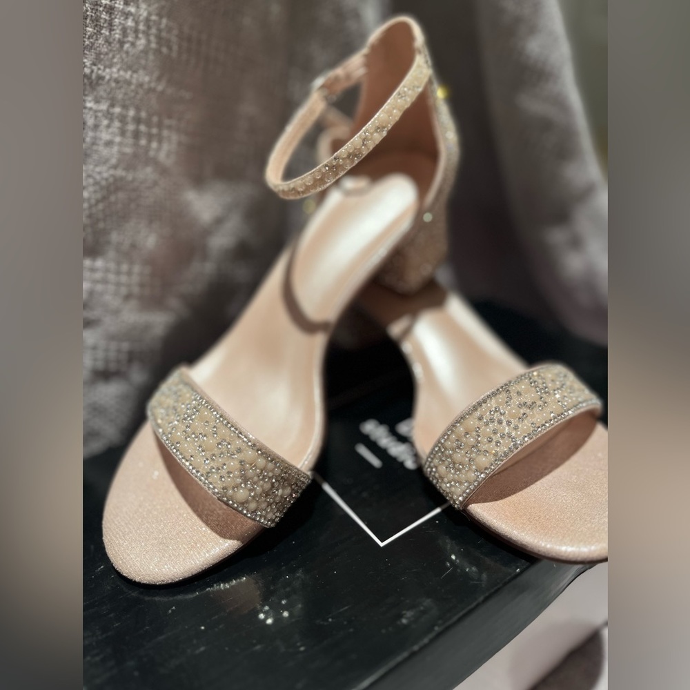 David’s Bridal Blush Rhinestone & Pearl Heels